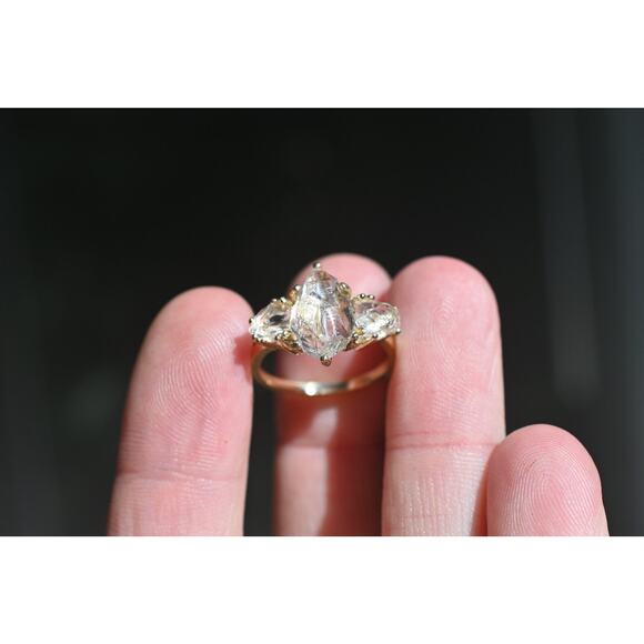 alternative raw diamond engagement rings, raw crystal size 4 5 6 7 8 8 9 10 11 - Picture 2 of 10